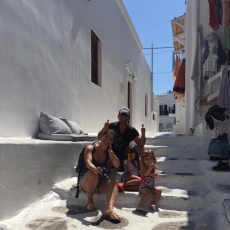 Fabrício Alam de férias com a família em viagem pela Europa
