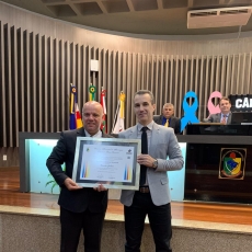Ricardo Ghelere recebe Título de Cidadão Honorário de Araranguá