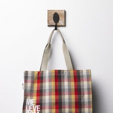 Sacoleria produz shopping bags com tecidos 100% reciclados da EcoSimple