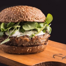 Hambúrguer vegetariano do Sailor Burgers & Beers