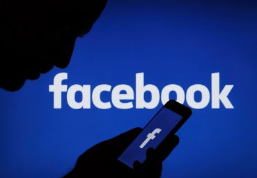 Facebook vai pagar para ouvir gravações de voz dos usuários
