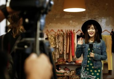 Blogueira chinesa vem ao Brasil para editorial de moda