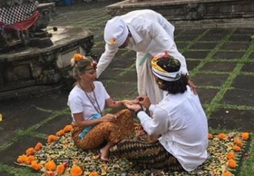 Karen Brodbeck e Gustavo Alves casam em cerimônia Hindu