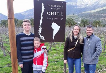 Jérvison Martinelli viaja ao Chile acompanhado pela família