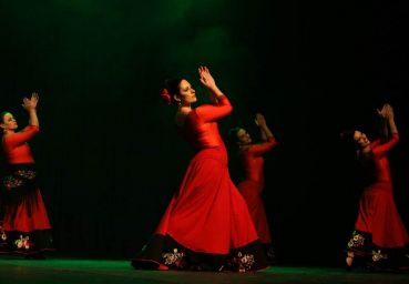 Dança: oficinas de Ballet e Flamenco na Unesc em Criciúma