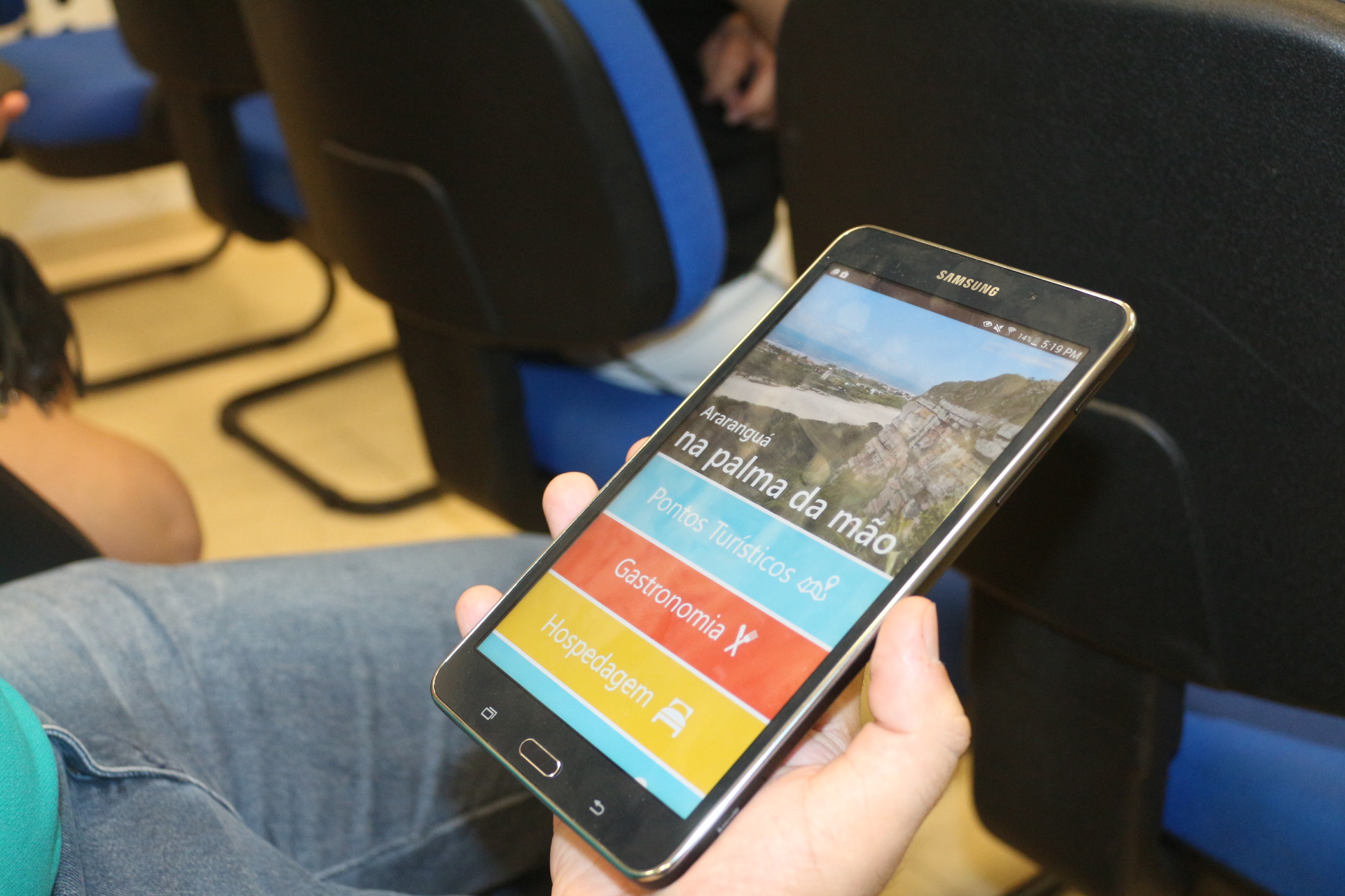Guia turístico digital do município foi desenvolvido por alunos da UFSC em projeto realizado no Laboratório de Experimentação Remota (RExLab) do campus