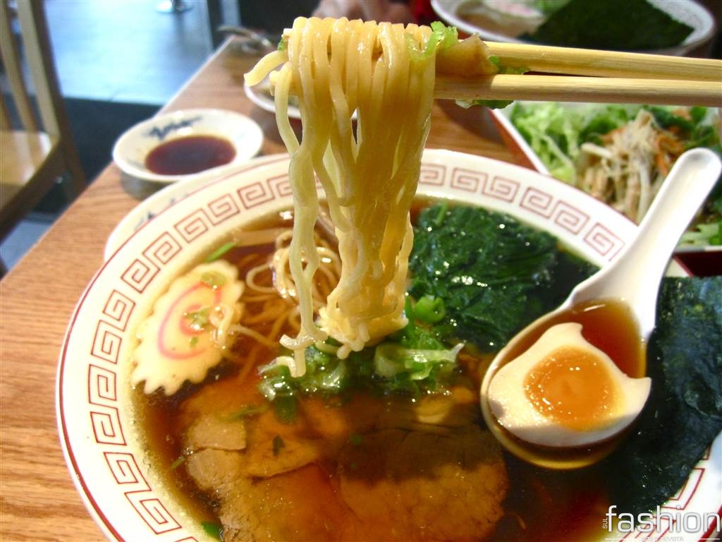 Novidade ! Lamen chicken katsu comida tradicional japonesa, febre